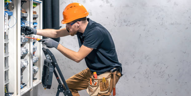 Best Commercial Electrician Services  in East Meadow, NY